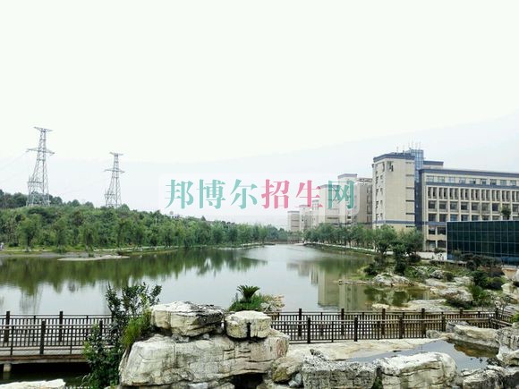 貴州商業(yè)高等?？茖W(xué)校網(wǎng)站網(wǎng)址