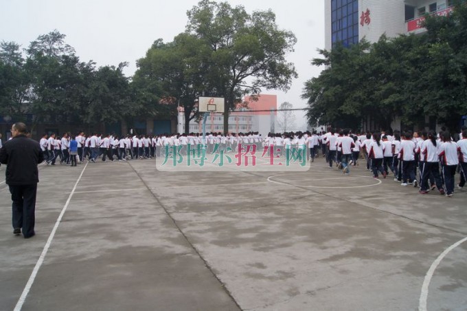 四川省瀘縣建筑職業(yè)中專學校網(wǎng)站網(wǎng)址