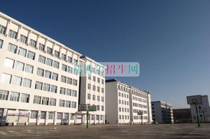 新疆天山職業(yè)技術(shù)學(xué)院是幾專