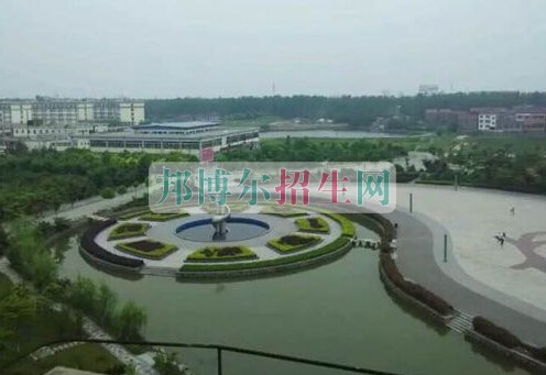 湖北中醫(yī)藥高等?？茖W(xué)校