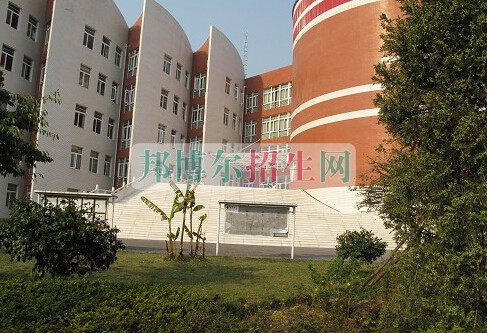 保山中醫(yī)藥高等?？茖W校