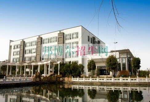 安徽中醫(yī)藥高等?？茖W(xué)校