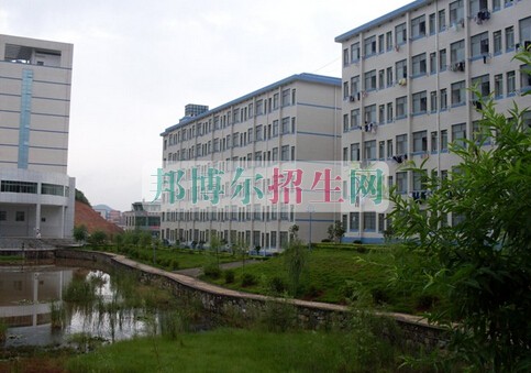 益陽醫(yī)學高等?？茖W校