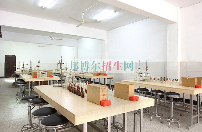 重慶南丁衛(wèi)生職業(yè)學校