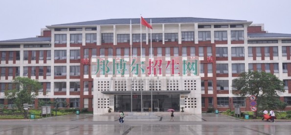 湖南軟件職業(yè)學院招生辦聯(lián)系電話