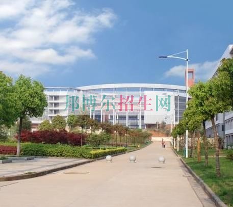 計算機多媒體技術(shù)學(xué)校哪個好