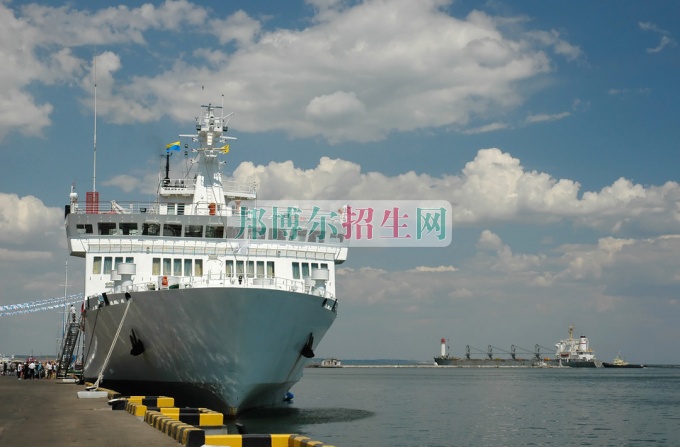 成都海乘海員多少錢(qián)