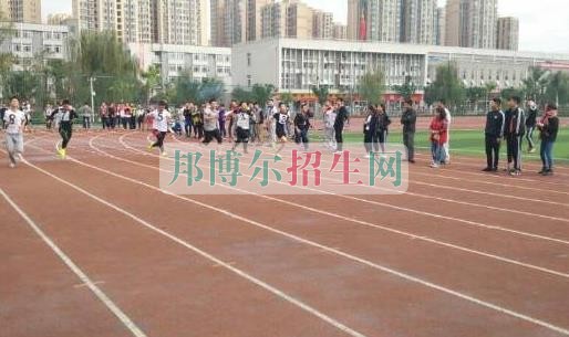成都有哪些好的應(yīng)用電子技術(shù)學校