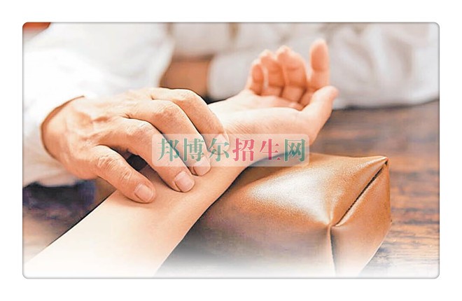 成都哪個(gè)中醫(yī)學(xué)專(zhuān)業(yè)學(xué)校最好