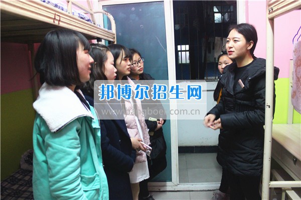 成都希望幼師學(xué)校是責(zé)任？更是一種愛！
