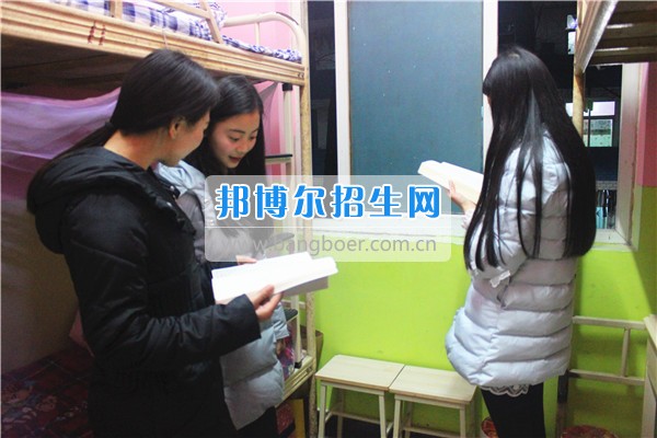 成都希望幼師學(xué)校是責(zé)任？更是一種愛！