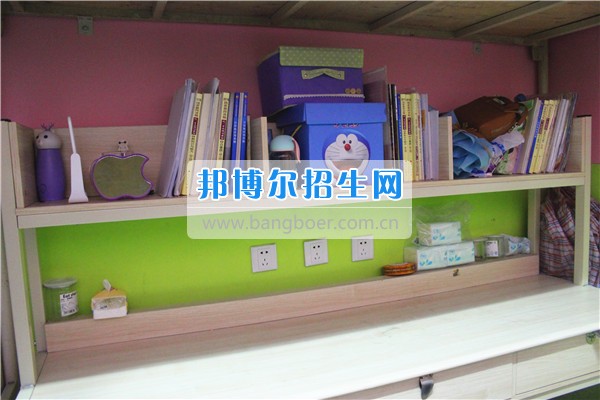 成都希望幼師學(xué)校是責(zé)任？更是一種愛！