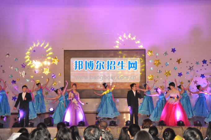 川南幼兒師范高等?？茖W(xué)校藝術(shù)系2014屆匯報(bào)演出