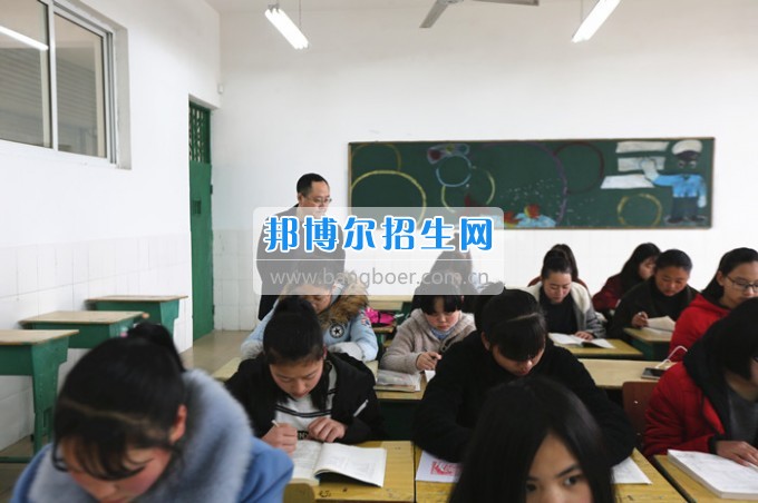 川北幼兒師范高等?？茖W(xué)校上好新學(xué)期第一課 嚴(yán)把課堂教學(xué)質(zhì)量關(guān)