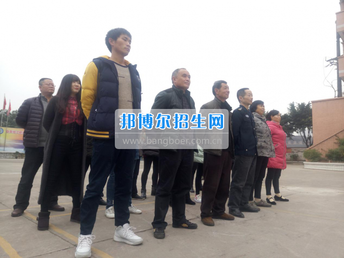 自貢市旭江職業(yè)技術學校“穿越火線”促團隊 ·“歌舞升平”迎新春