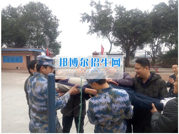 自貢市旭江職業(yè)技術學校“穿越火線”促團隊 ·“歌舞升平”迎新春