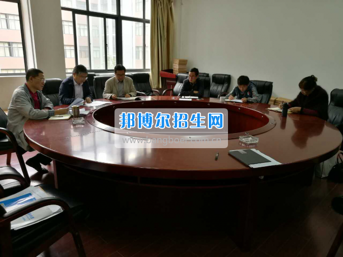 云南財經(jīng)大學(xué)統(tǒng)計與數(shù)學(xué)學(xué)院黨委及各黨支部開展學(xué)習(xí)廖俊波同志先進事跡活動