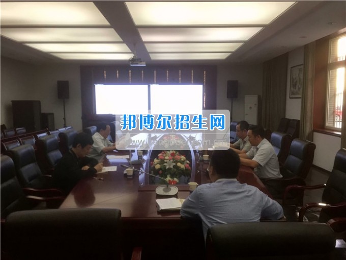 重慶大學(xué)城市科技學(xué)院召開三期實(shí)驗(yàn)大樓規(guī)劃研討會(huì)