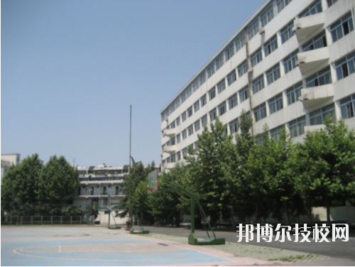 陜西商貿(mào)學(xué)校2020年報名條件、招生要求、招生對象 