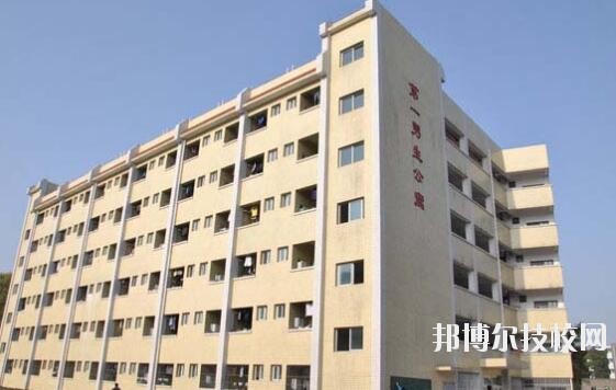 重慶立信職業(yè)中學(xué)2020年報名條件、招生要求、招生對象