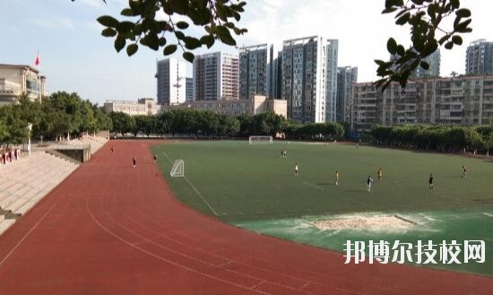 重慶渝北職業(yè)教育中心2020年報(bào)名條件、招生要求、招生對(duì)象