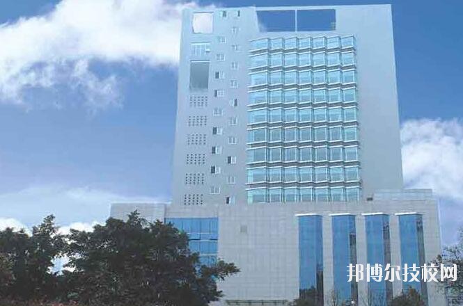 重慶五一高級技工學校2020年學費、收費多少