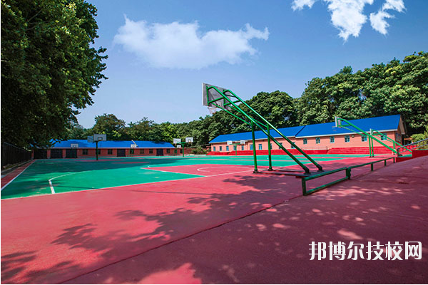 西安鐵道職業(yè)學(xué)校2020年報名條件、招生要求、招生對象
