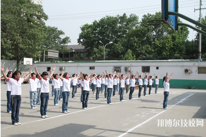 西安利君醫(yī)藥技工學(xué)校2020年報名條件、招生要求、招生對象 