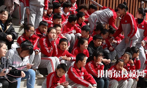 綏德縣職業(yè)技術教育中心2020年招生辦聯(lián)系電話