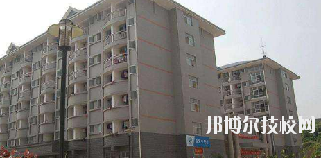 甘肅石化技師學(xué)院2020年學(xué)費(fèi)、收費(fèi)多少