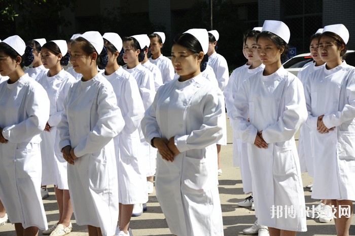 石家莊和平醫(yī)學(xué)中等專業(yè)學(xué)校2020年報名條件、招生要求、招生對象