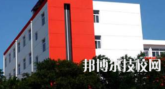 長(zhǎng)慶石油學(xué)校2020年報(bào)名條件、招生要求、招生對(duì)象