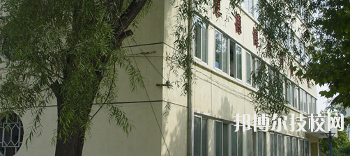 天水職業(yè)中等專業(yè)學(xué)校2020年學(xué)費、收費多少
