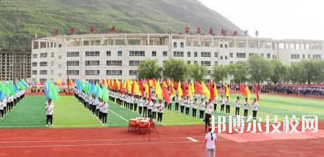 宕昌職業(yè)中等專業(yè)學(xué)校2020年報名條件、招生要求、招生對象