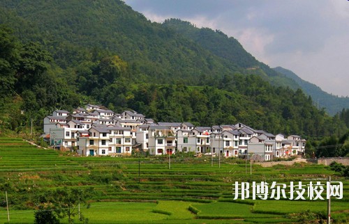望謨中等職業(yè)學(xué)校怎么樣、好不好