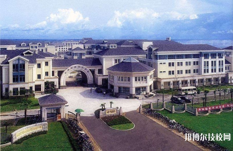 成都市育華職業(yè)學(xué)校2020年報名條件、招生要求、招生對象