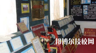 白銀職業(yè)中等專(zhuān)業(yè)學(xué)校網(wǎng)站網(wǎng)址 