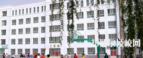 金塔汽車修理中等專業(yè)學(xué)校2020年學(xué)費(fèi)、收費(fèi)多少