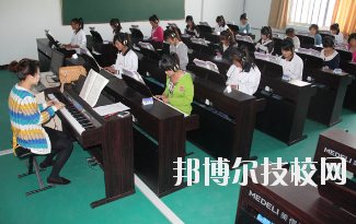 華亭職業(yè)教育中心怎么樣、好不好