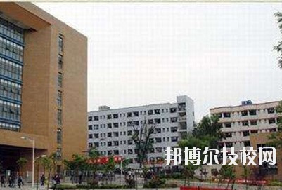 貴陽交通學(xué)校2020年報名條件、招生要求、招生對象