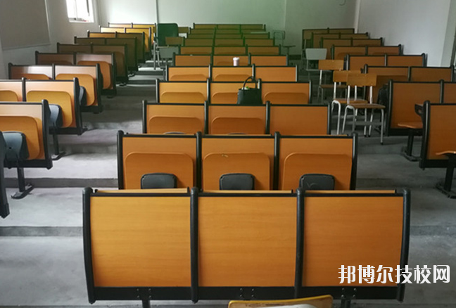 梅州梅鐵職業(yè)技術(shù)學(xué)校2020年報名條件、招生要求、招生對象