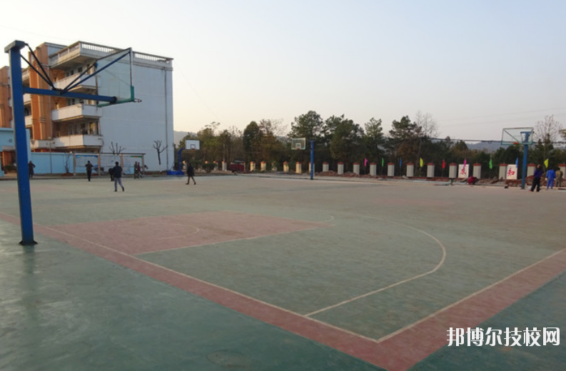 泰和中等專業(yè)學(xué)校2020年報名條件、招生要求、招生對象 