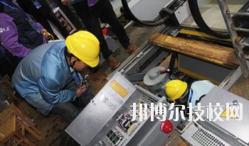 武威信息工程學校2020年學費、收費多少