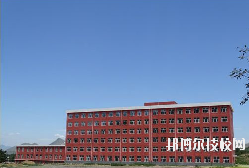 重慶工藝美術(shù)學(xué)校2020年報名條件、招生要求、招生對象
