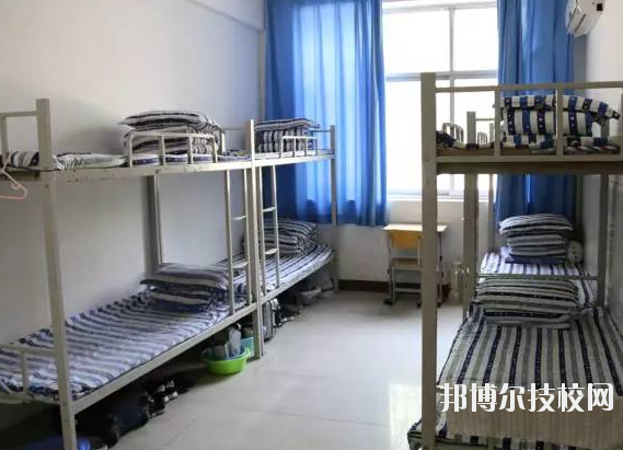 重慶開(kāi)州職業(yè)教育中心2020年宿舍條件