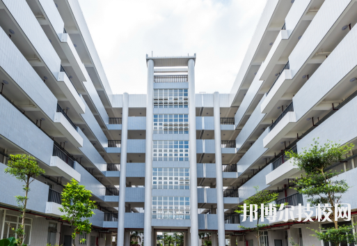 廣州財經(jīng)職業(yè)學校2020年報名條件、招生要求、招生對象