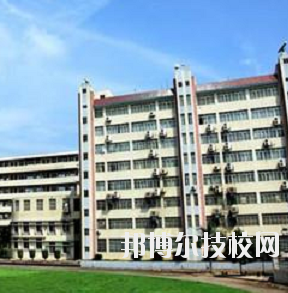 重慶航運旅游學校2020年報名條件、招生要求、招生對象