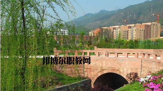 重慶機(jī)電工業(yè)學(xué)校學(xué)校怎么樣、好不好