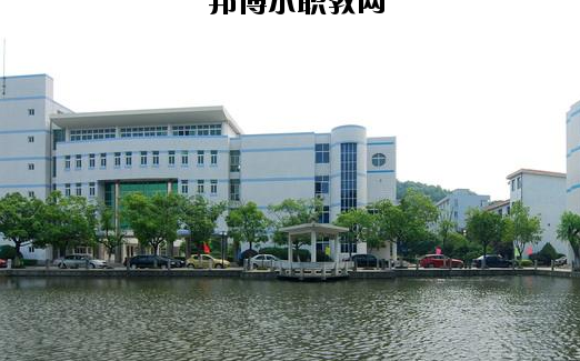 杭州輕工技師學(xué)院2020年報名條件，招生對象，招生要求