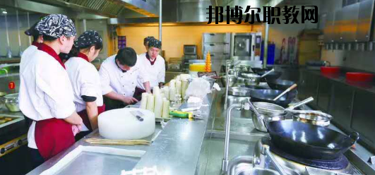白銀工業(yè)學(xué)校2020年報(bào)名條件、招生要求、招生對象
